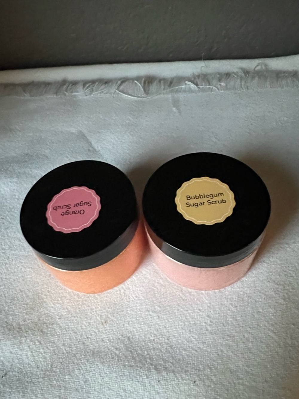 Bubblegum and sweet orange Gentle Sugar Body Scrub - Women Bath & Body - Picture 3 of 9